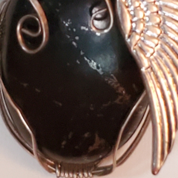 Elite Noble Shungite Wire Wrapped Necklace w Feather Charm - Picture 9 of 9
